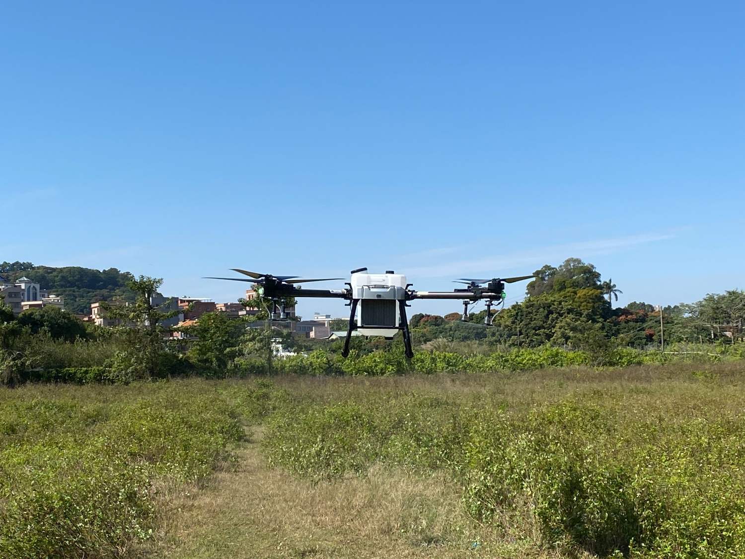 環(huán)球資源消費電子展，鼎峰無人機歡迎您